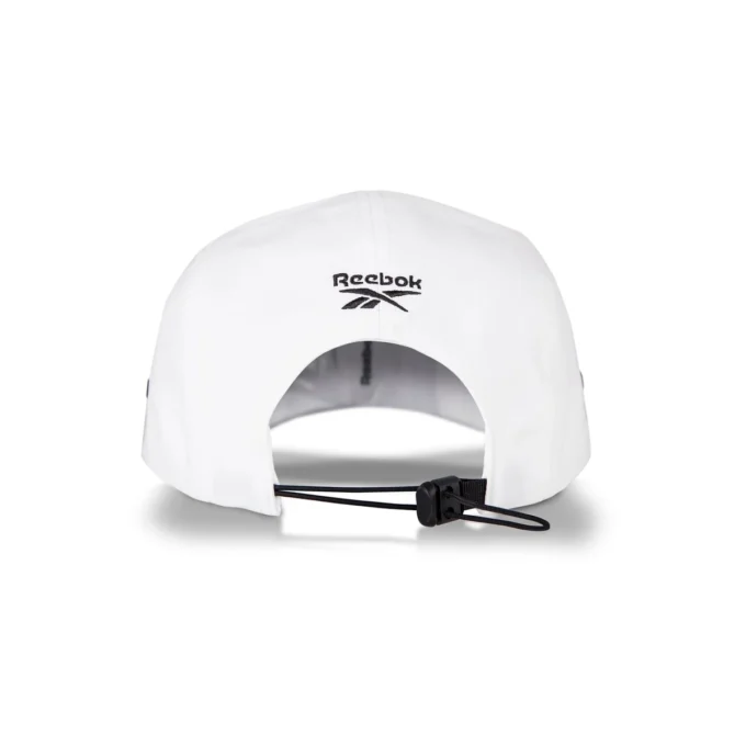 Casquette de course technique avec cordon de serrage