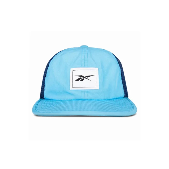 Casquette de course à visière plate ventilée Casquette de course à visière plate ventilée