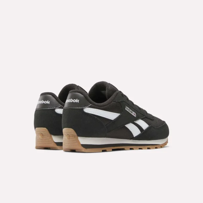 Chaussures AZ classiques – Petits enfants
