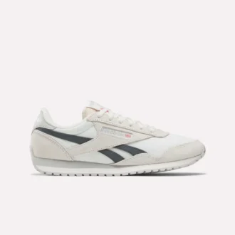 Chaussures Classic AZ pour femmes