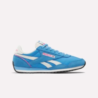 Chaussures Classic AZ pour femmes