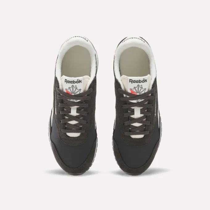 Chaussures Classic AZ pour femmes