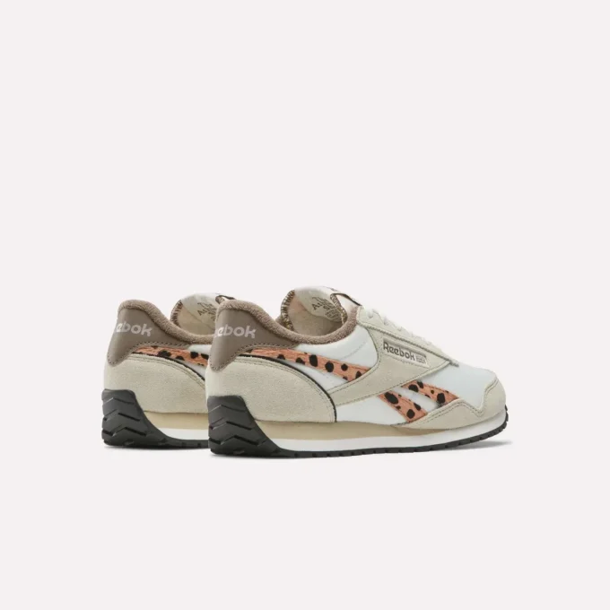 Chaussures Classic AZ pour femmes Chaussures Classic AZ pour femmes