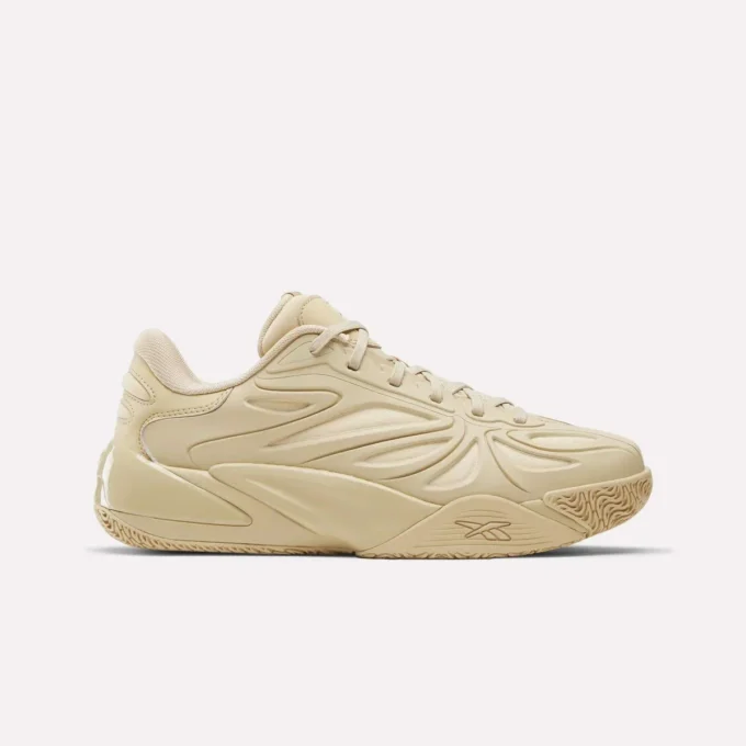 Chaussures de basket Angel Reese 1