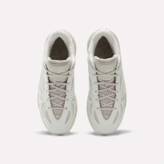 Chaussures de basket Angel Reese 1