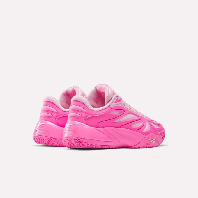 Chaussures de basket Angel Reese 1