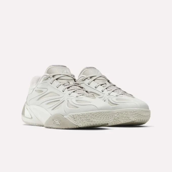 Chaussures de basket Angel Reese 1