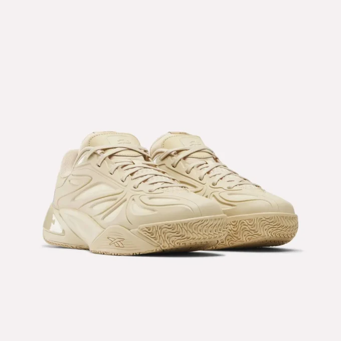 Chaussures de basket Angel Reese 1