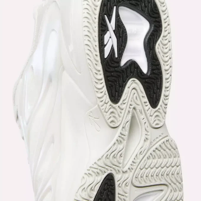Chaussures de basket Angel Reese 1