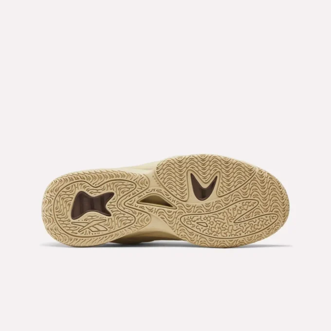 Chaussures de basket Angel Reese 1
