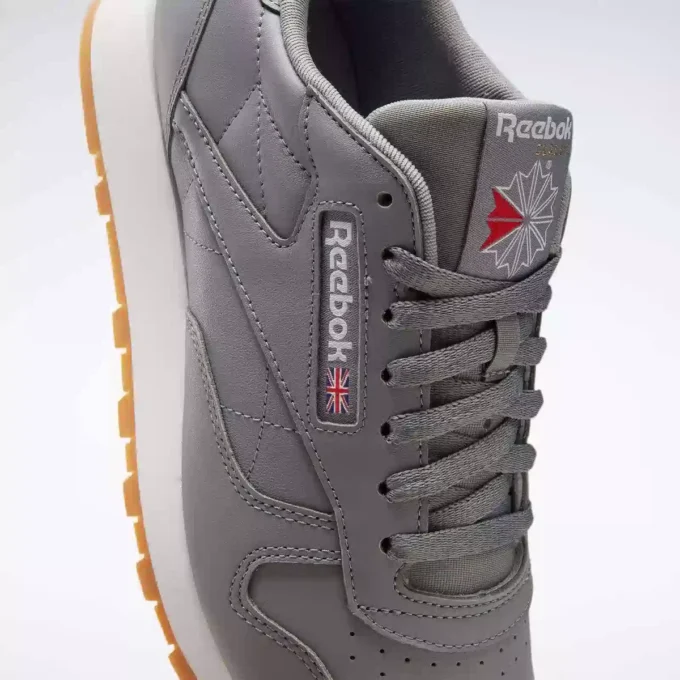 Chaussures en cuir classiques Chaussures en cuir classiques