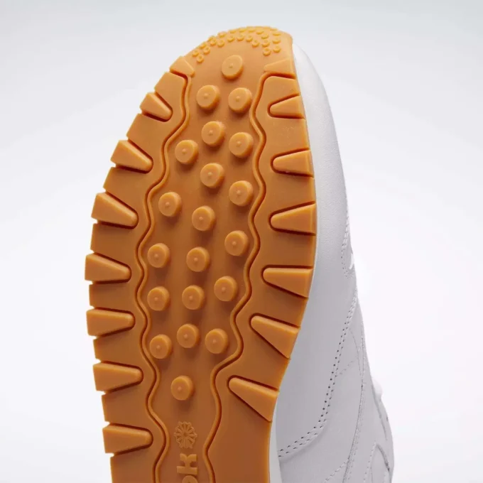 Chaussures en cuir classiques Chaussures en cuir classiques