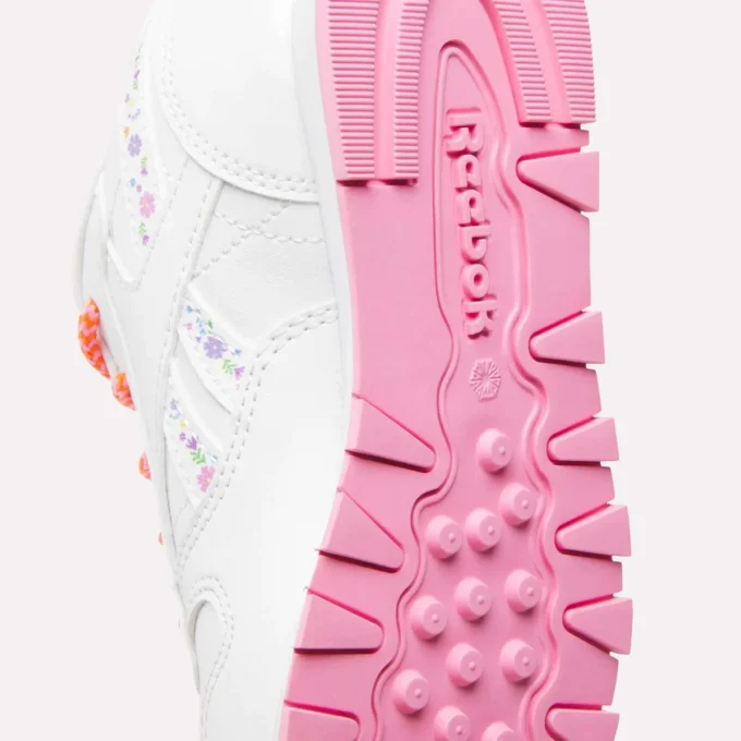 Chaussures en cuir classiques Reebok x DORA – Petits enfants Chaussures en cuir classiques Reebok x DORA – Petits enfants