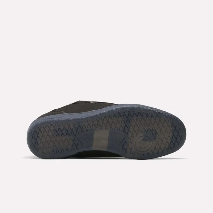 Chaussures Reebok x FTP Club C Bulc CLN Chaussures Reebok x FTP Club C Bulc CLN