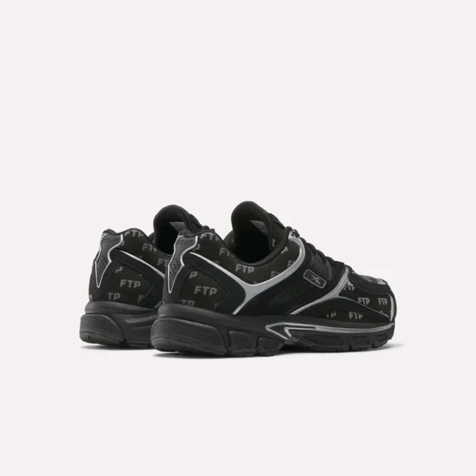 Chaussures Reebok x FTP Premier Trinity KFS Chaussures Reebok x FTP Premier Trinity KFS