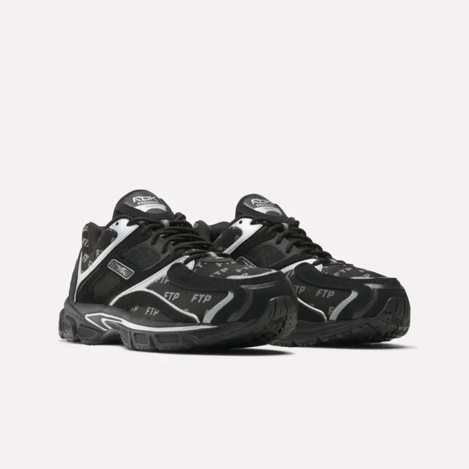 Chaussures Reebok x FTP Premier Trinity KFS Chaussures Reebok x FTP Premier Trinity KFS