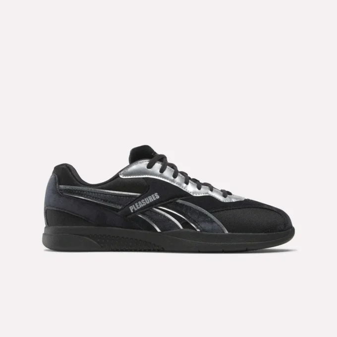 Chaussures Reebok x PLEASURES Hammer Street Chaussures Reebok x PLEASURES Hammer Street