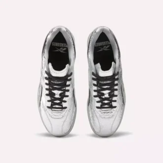 Chaussures Reebok x PLEASURES Hammer Street