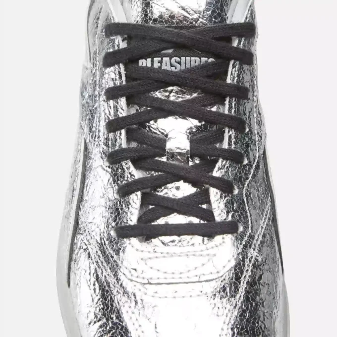 Chaussures Reebok x PLEASURES Hammer Street Chaussures Reebok x PLEASURES Hammer Street