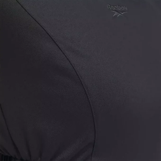 Combinaison classique pour femme