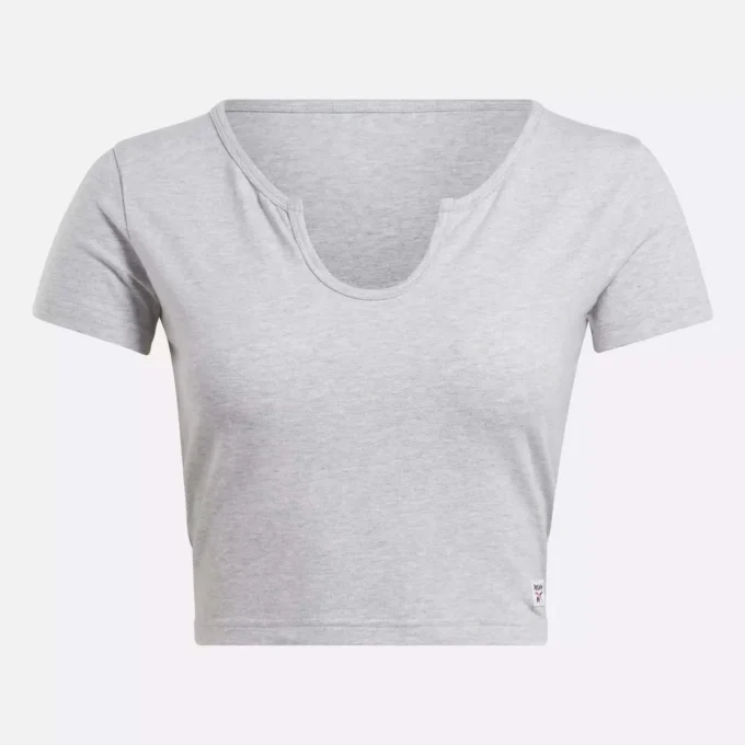 Haut court classique pour femme