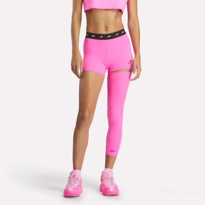 Mini-short et manches Reebok x Angel Reese