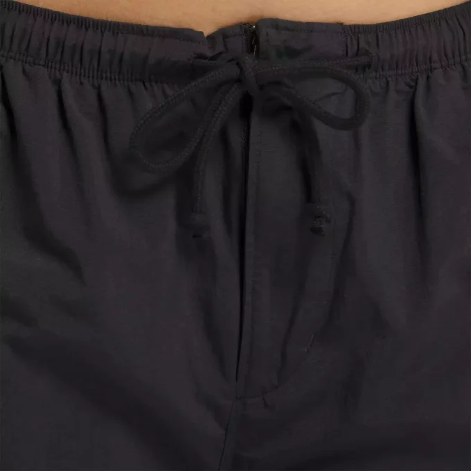 Pantalon cargo indispensable pour la garde-robe féminine