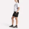 Short long à pinces pour femme Short long à pinces pour femme