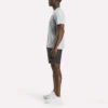 T-shirt à col rond et manches courtes pour homme avec grand logo T-shirt à col rond et manches courtes pour homme avec grand logo