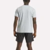 T-shirt à col rond et manches courtes pour homme avec grand logo T-shirt à col rond et manches courtes pour homme avec grand logo