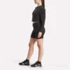 T-shirt court à manches longues slim fit pour femme