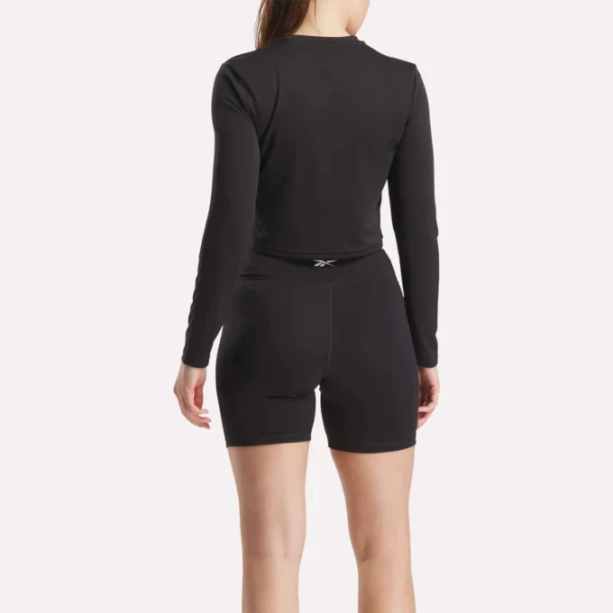T-shirt court à manches longues slim fit pour femme