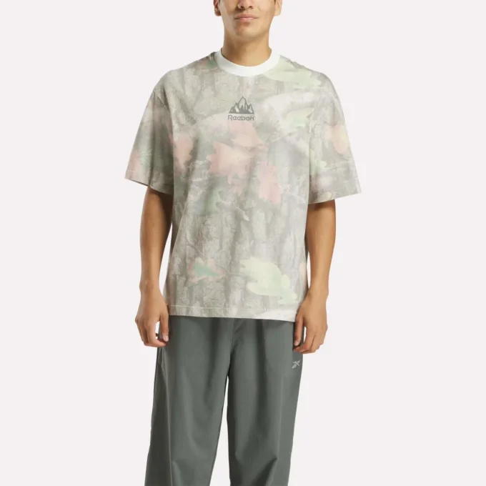 T-shirt imprimé intégral Reebok x MARKET